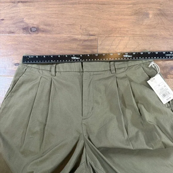 A New Day Women Olive Green Pleated Wide Leg Pants Size 12 - Picture 4 of 8